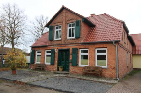 Kapitänshaus FW 1 EG li in Wustrow